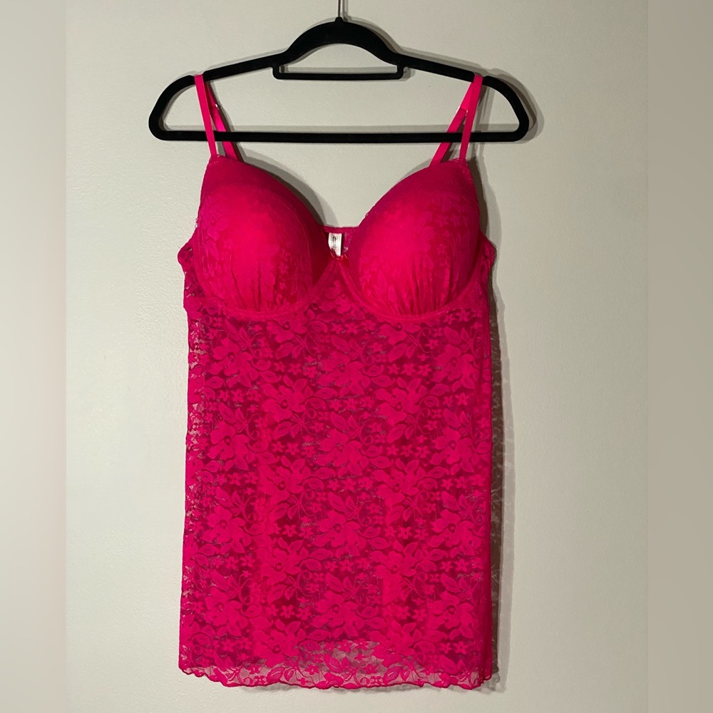 Gilligan and O’Malley XL 
Hot Pink Lace Nightie and Thong set
New without tags